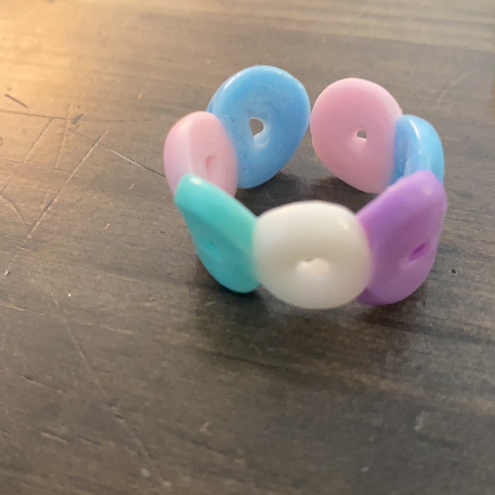 Ring - Picture 3 of 3